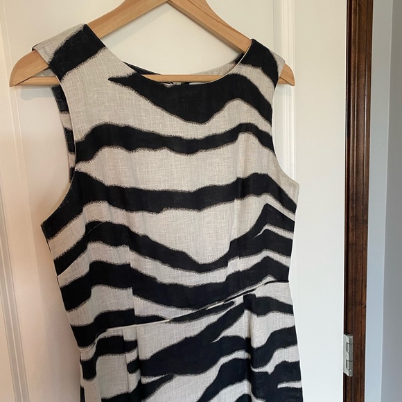 Banana Republic Dress - Picture 2 of 6